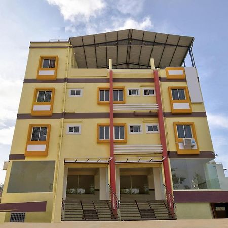 Hotel Oyo 39837 Sri Anjaneya Residency Shivamogga Zewnętrze zdjęcie